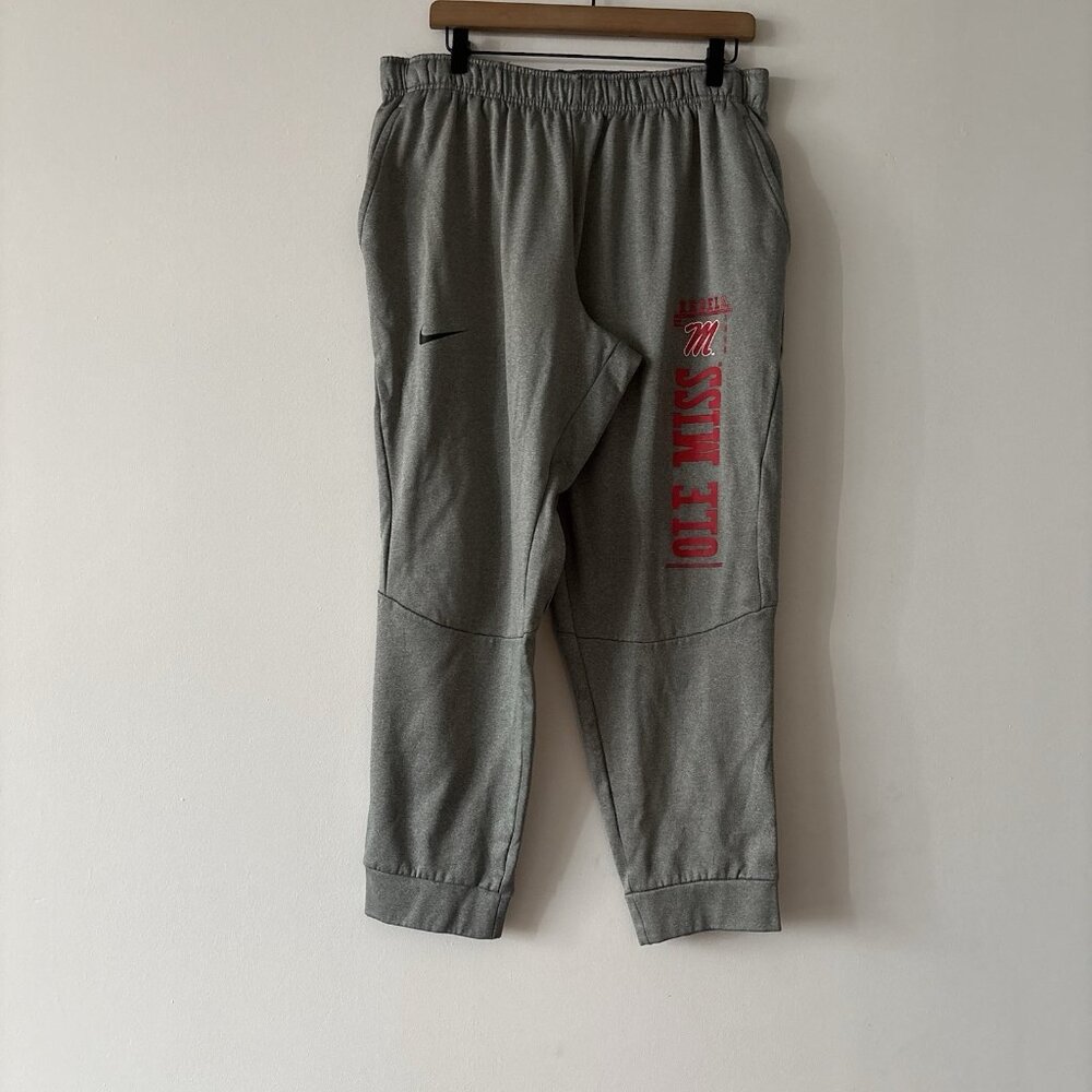 NIKE Ole Miss Therma Fit Rebels Gray Sweat Pants Mens XL Joggers X-LARGE Gym